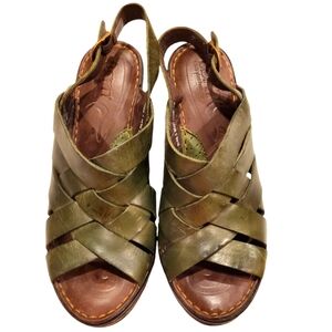 Born Strappy Wedge Sandals Open Toe Distressed Green Leather Sling Women's sz 9